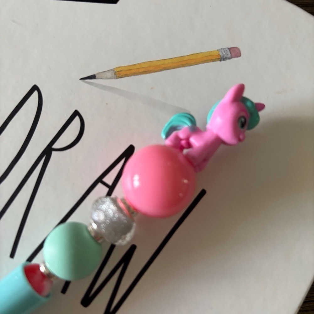 My Little Pony: Watermelon Shimmer handmade beaded pen